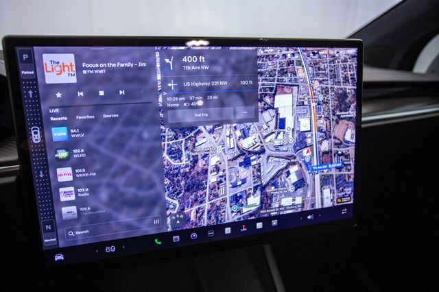 2022 Tesla Model X Plaid AWD - 22929338 - 50