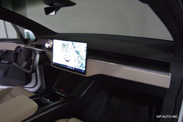 2022 Tesla Model X Plaid AWD - 22856514 - 17