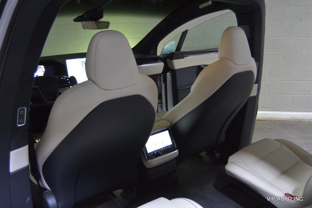 2022 Tesla Model X Plaid AWD - 22856514 - 20