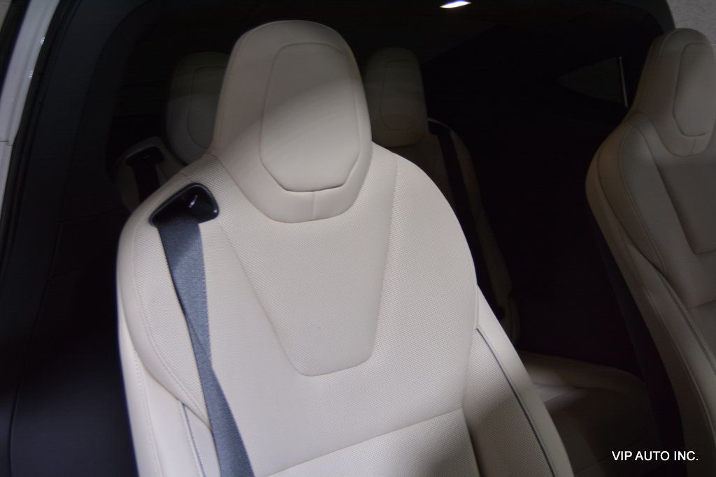 2022 Tesla Model X Plaid AWD - 22856514 - 22