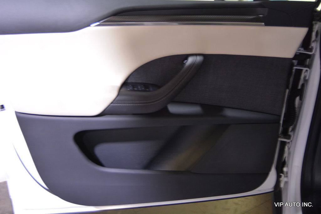 2022 Tesla Model X Plaid AWD - 22856514 - 8