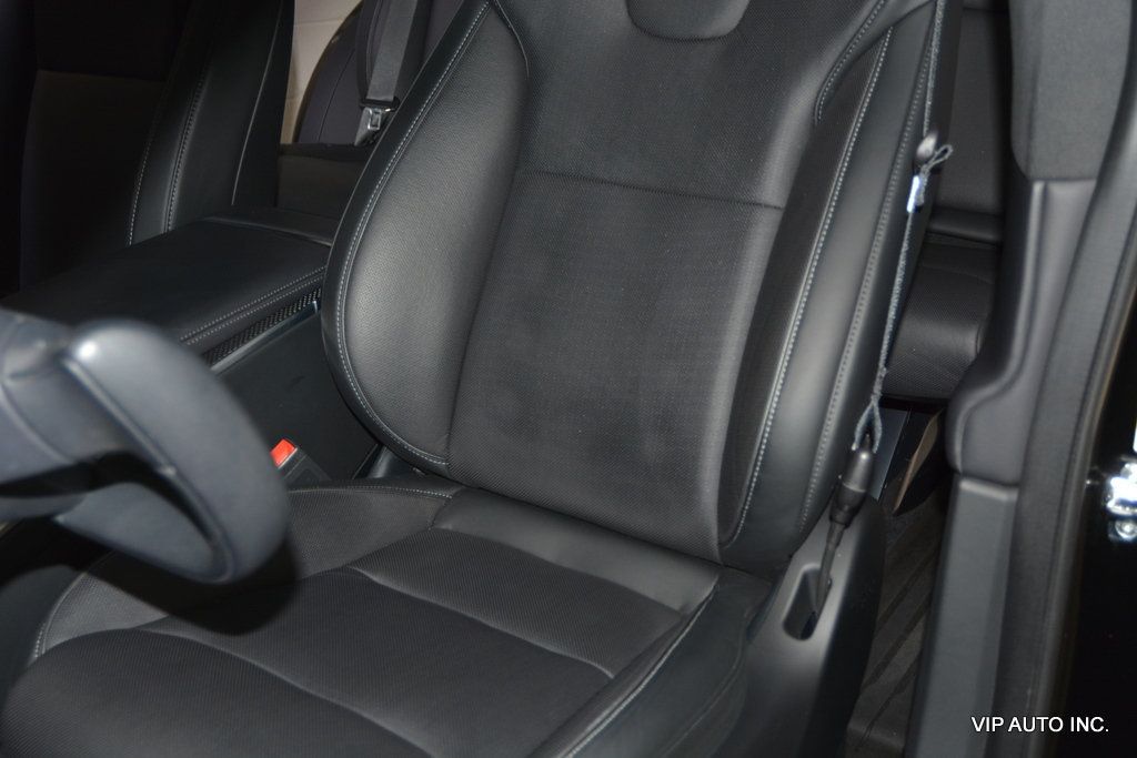 2022 Tesla Model X Plaid AWD - 23052692 - 28