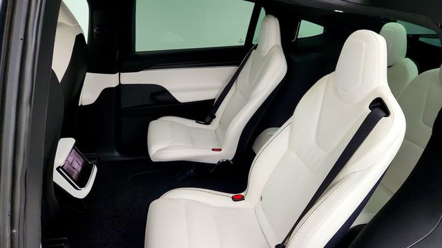 2022 Tesla Model X Plaid AWD - 22999639 - 26
