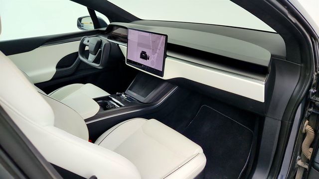 2022 Tesla Model X Plaid AWD - 22999639 - 31