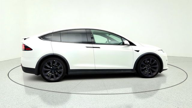 2022 Tesla Model X Plaid AWD w/ 22'' Turbine Wheels & 6 Seat Cream Premium Interior - 23033127 - 3