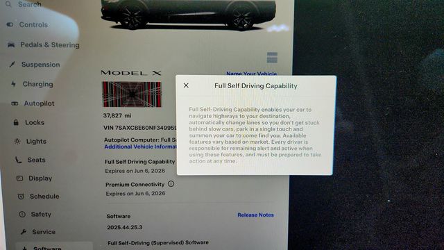 2022 Tesla Model X Plaid AWD w/ 22'' Wheels & 6 Seat Interior - 22999095 - 15