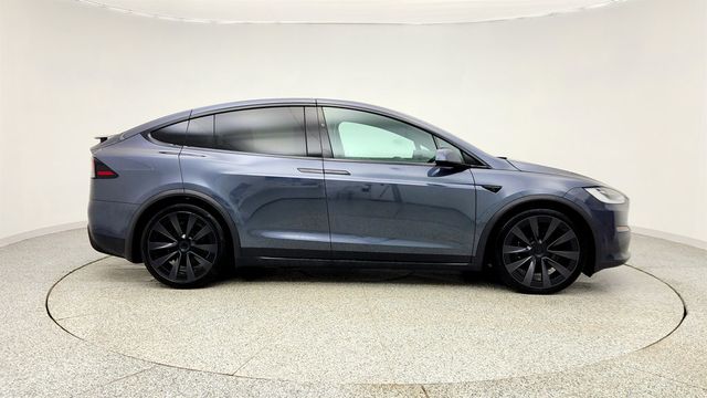 2022 Tesla Model X Plaid AWD w/ 22'' Wheels & 6 Seat Interior - 22999095 - 3