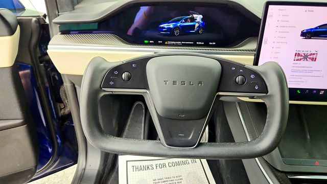 2022 Tesla Model X Plaid AWD w/ 6 Seat Cream Premium Interior - 23043984 - 37