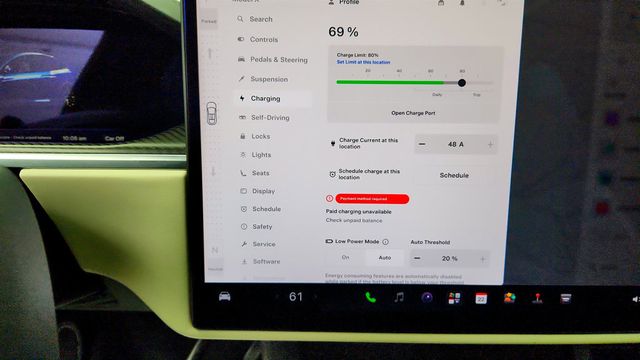2022 Tesla Model X Plaid AWD w/ 6 Seat Cream Premium Interior - 23043984 - 42
