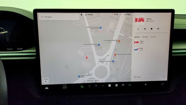 2022 Tesla Model X Plaid AWD w/ 6 Seat Interior - 23004183 - 22