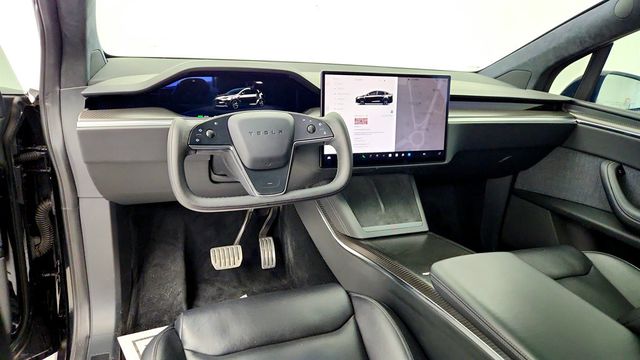 2022 Tesla Model X Plaid AWD w/ 6 Seat Interior - 23008142 - 11