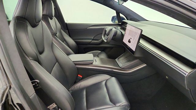 2022 Tesla Model X Plaid AWD w/ 6 Seat Interior - 23008142 - 28