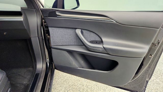 2022 Tesla Model X Plaid AWD w/ 6 Seat Interior - 23008142 - 29