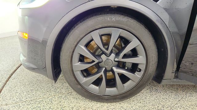 2022 Tesla Model X Plaid AWD w/ 6 Seat Interior - 23008142 - 8