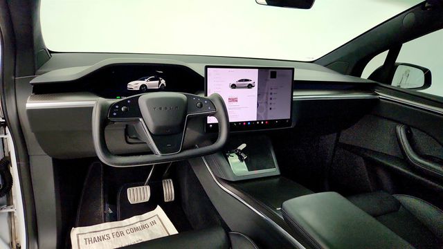 2022 Tesla Model X Plaid AWD w/ 6 Seat Interior - 23016332 - 11