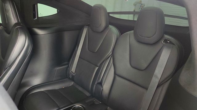 2022 Tesla Model X Plaid AWD w/ 6 Seat Interior - 23016332 - 26