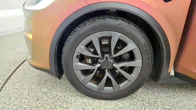 2022 Tesla Model X Plaid AWD w/ 6 Seat Interior - 23016332 - 8