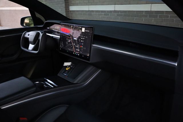 2022 Tesla Model X Plaid AWD w/ 6 Seats! - 22939970 - 25