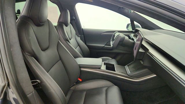 2022 Tesla Model X Plaid AWD w/ Full Self Driving, 22'' Wheels & 6 Seat Interior - 22999095 - 28