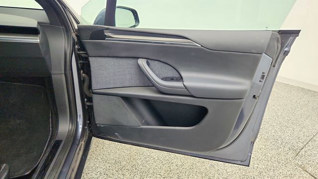 2022 Tesla Model X Plaid AWD w/ Full Self Driving, 22'' Wheels & 6 Seat Interior - 22999095 - 30