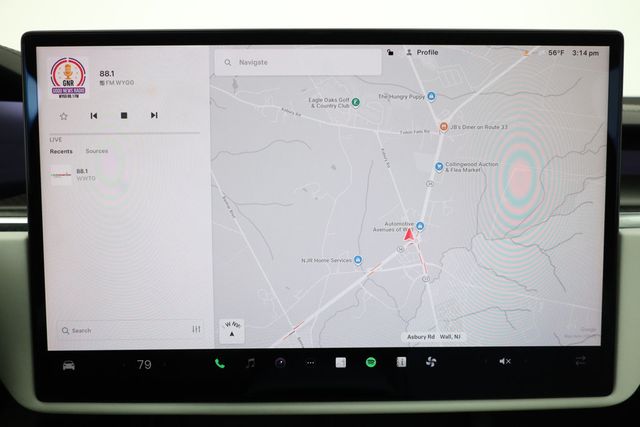 2022 Tesla Model X Plaid AWD with 6 Seat White & Black Premium Interior - 22938643 - 19