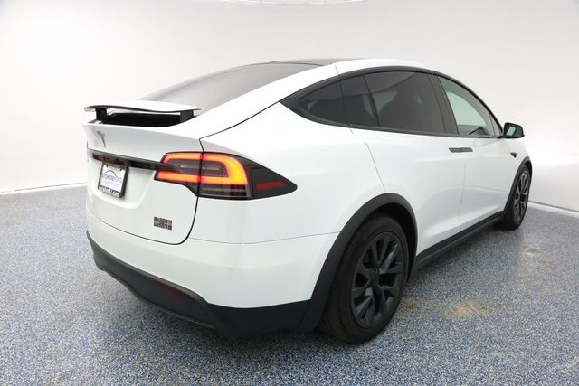 2022 Tesla Model X Plaid AWD with 6 Seat White & Black Premium Interior - 22938643 - 2