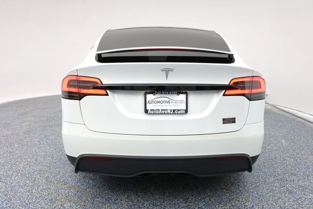 2022 Tesla Model X Plaid AWD with 6 Seat White & Black Premium Interior - 22938643 - 3