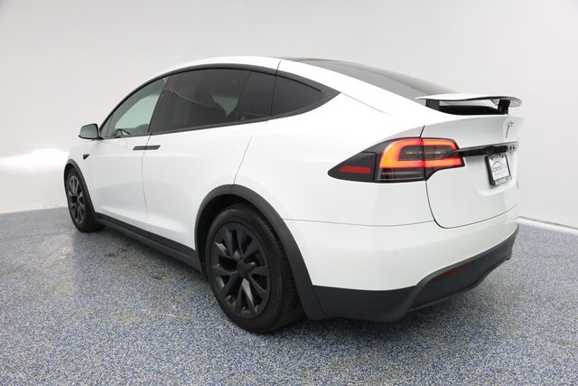 2022 Tesla Model X Plaid AWD with 6 Seat White & Black Premium Interior - 22938643 - 4