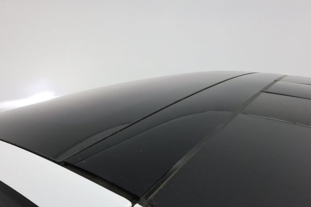 2022 Tesla Model X Plaid AWD with 6 Seat White & Black Premium Interior - 22938643 - 6