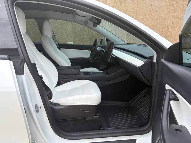 2022 Tesla Model Y 2022 Tesla Model Y  - 23016914 - 33