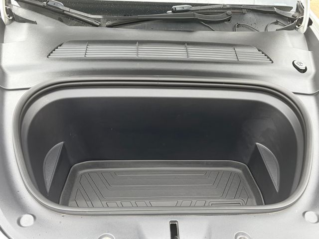 2022 Tesla Model Y 2022 Tesla Model Y  - 23016914 - 39