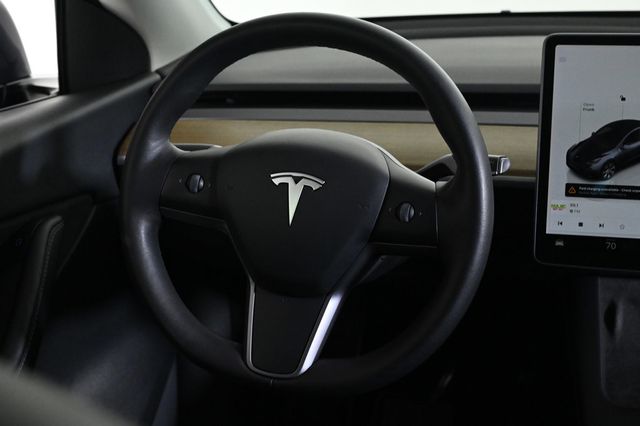 2022 Tesla Model Y Long Range - 22933962 - 9