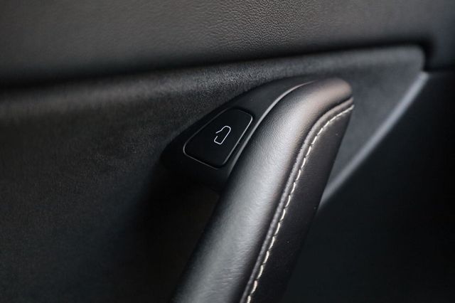 2022 Tesla Model Y Long Range - 23062936 - 32