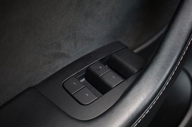 2022 Tesla Model Y Long Range - 23062936 - 33