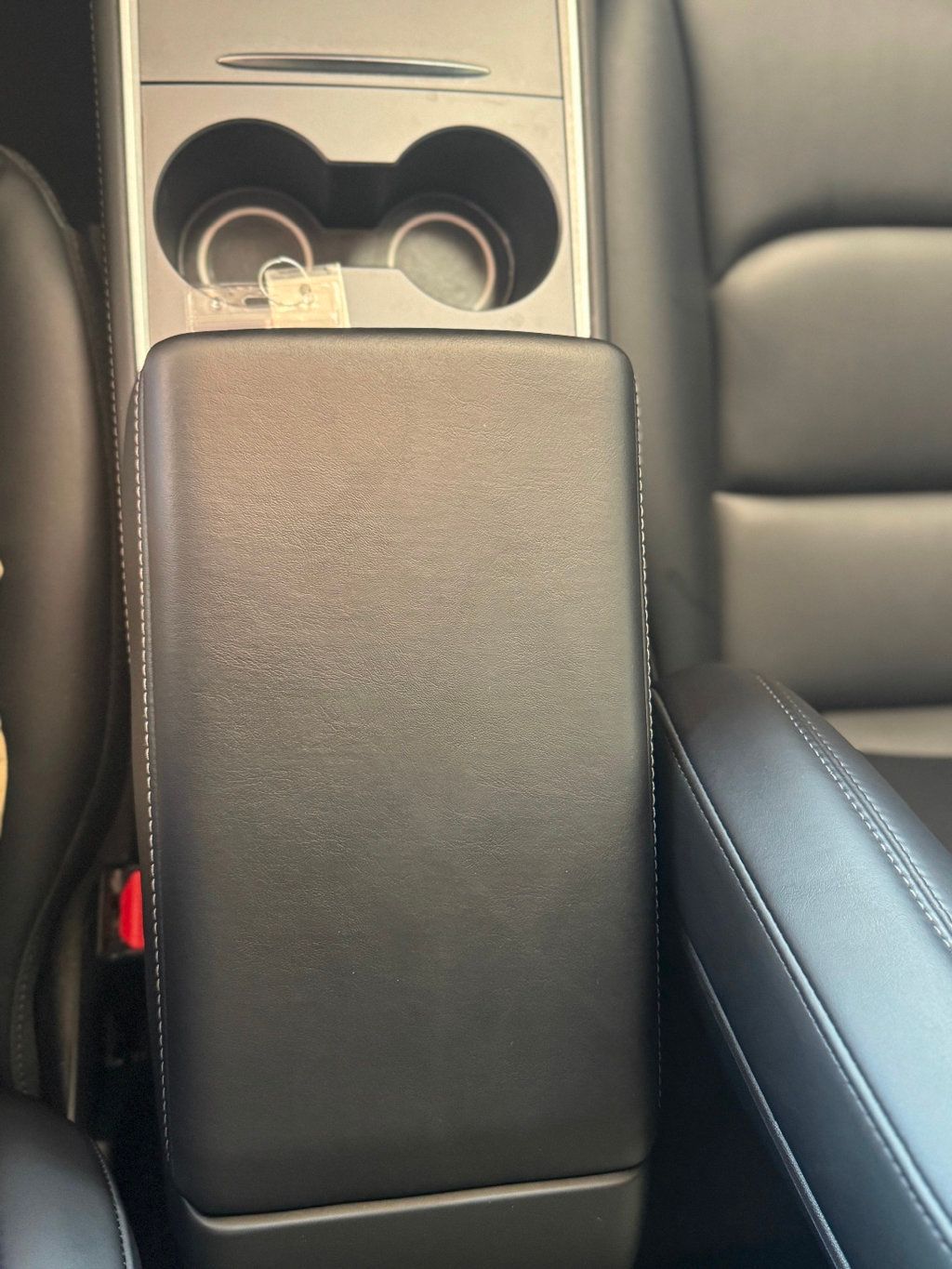 2022 Tesla Model Y Long Range photo 23