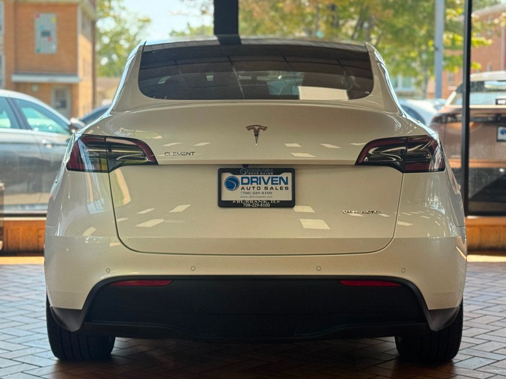 2022 Tesla Model Y Long Range photo 7