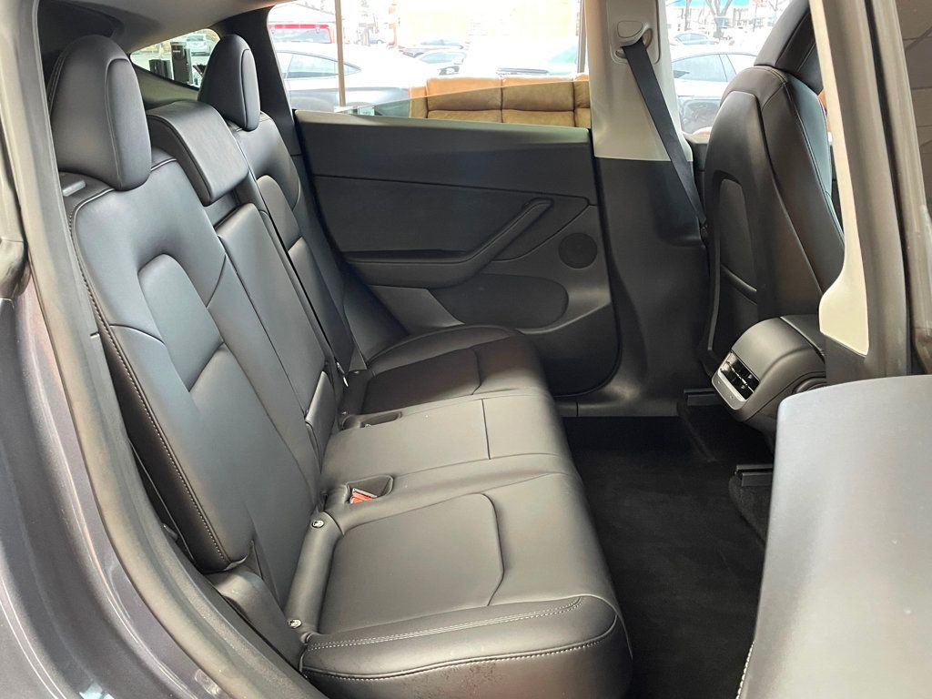 2022 Tesla Model Y Long Range AWD - 22996783 - 19