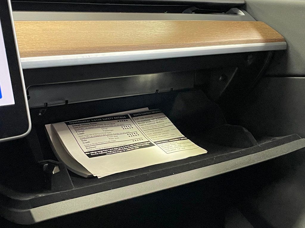 2022 Tesla Model Y Long Range AWD - 22996783 - 43