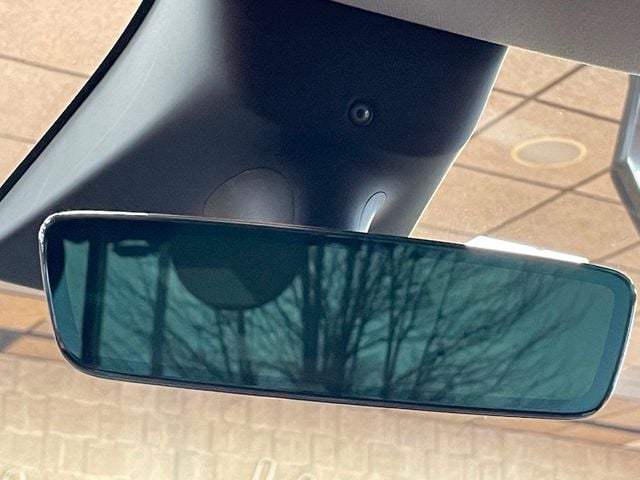 2022 Tesla Model Y Long Range AWD - 22996783 - 44