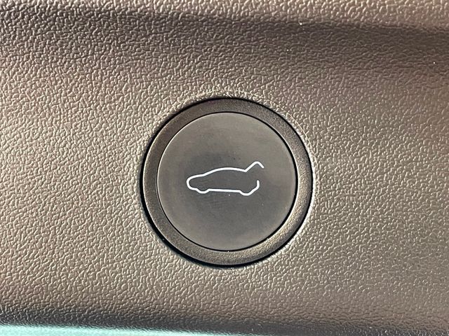 2022 Tesla Model Y Long Range AWD - 23013551 - 18