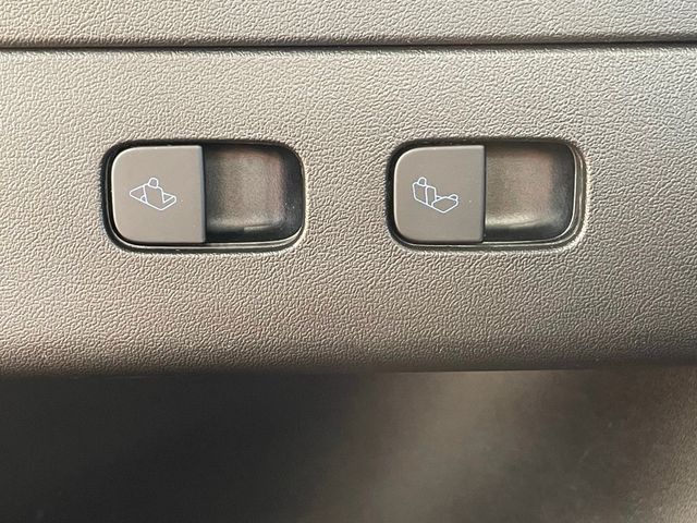 2022 Tesla Model Y Long Range AWD - 23013551 - 19