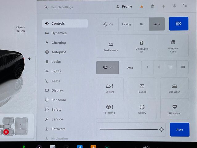2022 Tesla Model Y Long Range AWD - 23013551 - 28