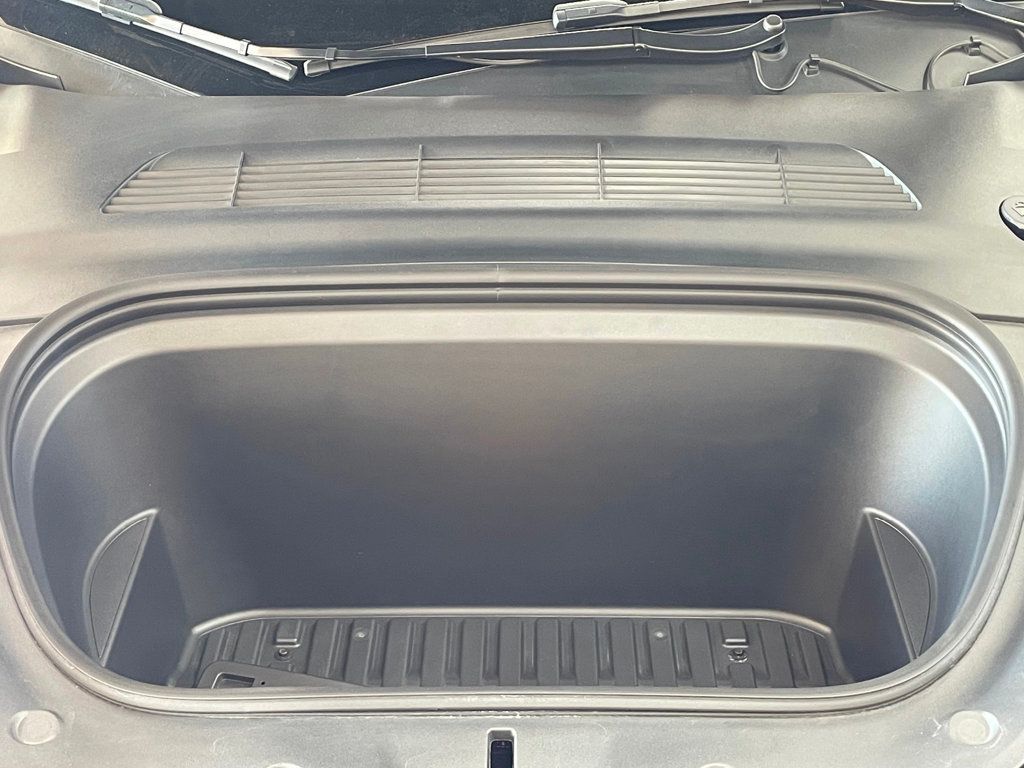 2022 Tesla Model Y Long Range AWD - 23013551 - 43