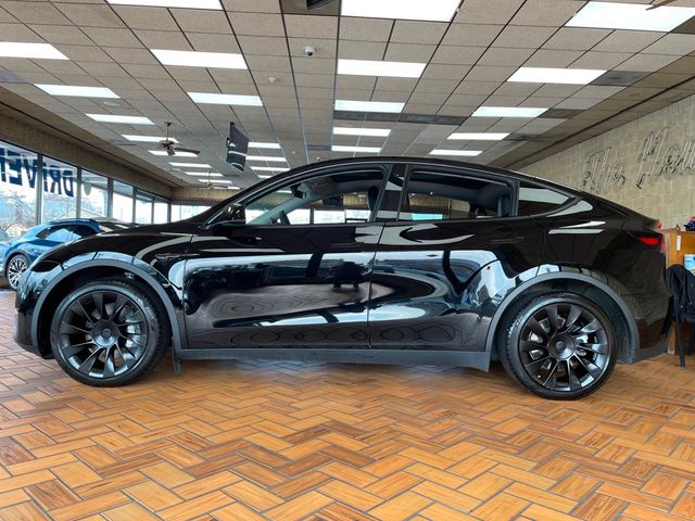 2022 Tesla Model Y Long Range AWD - 23013551 - 4