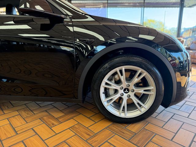 2022 Tesla Model Y Long Range AWD - 23097908 - 10