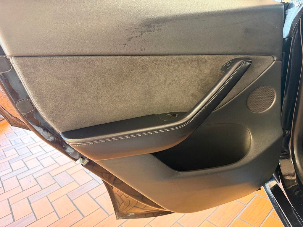 2022 Tesla Model Y Long Range AWD - 23097908 - 20