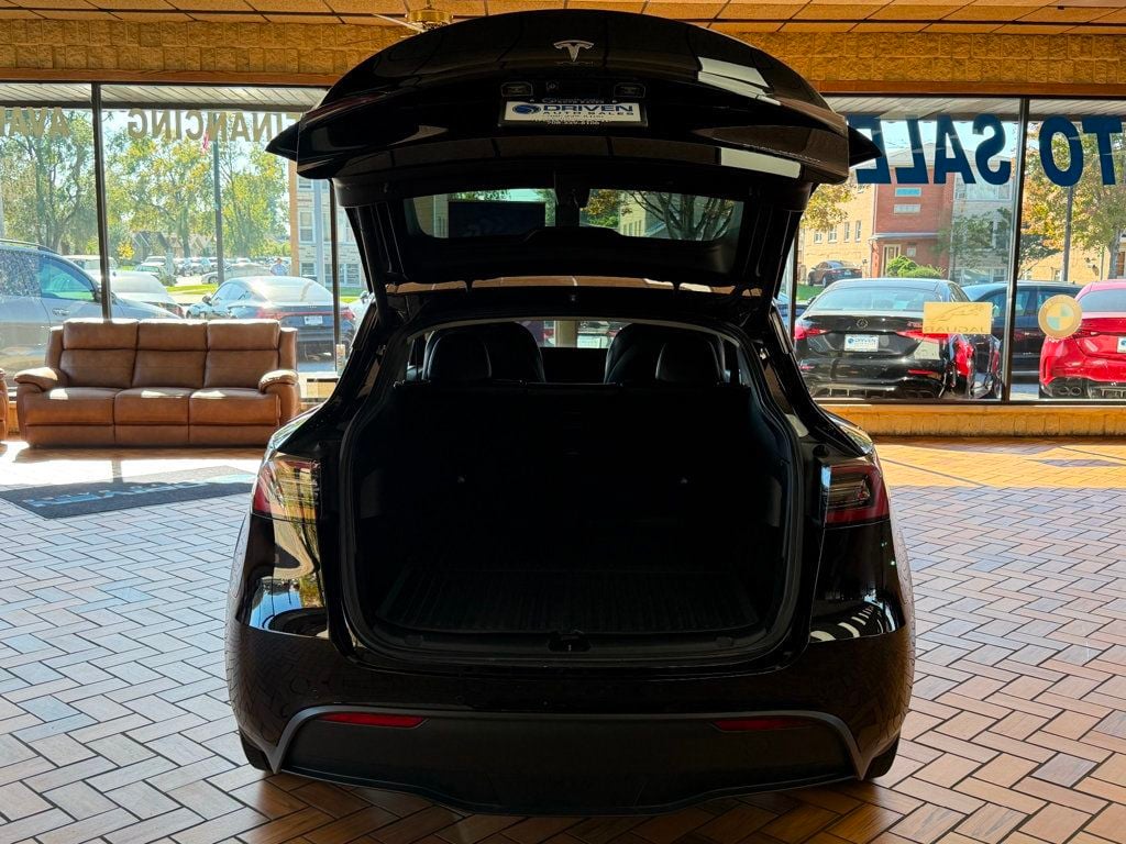 2022 Tesla Model Y Long Range AWD - 23097908 - 21