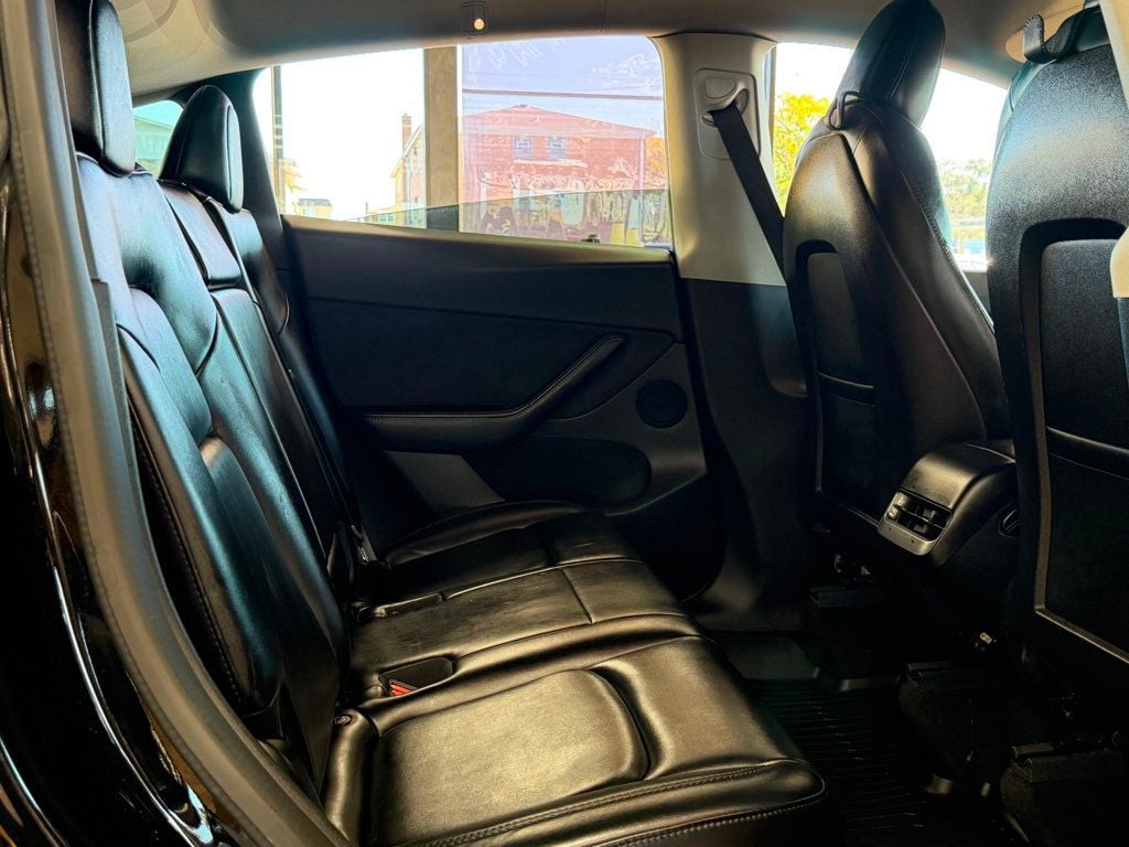 2022 Tesla Model Y Long Range AWD - 23097908 - 24