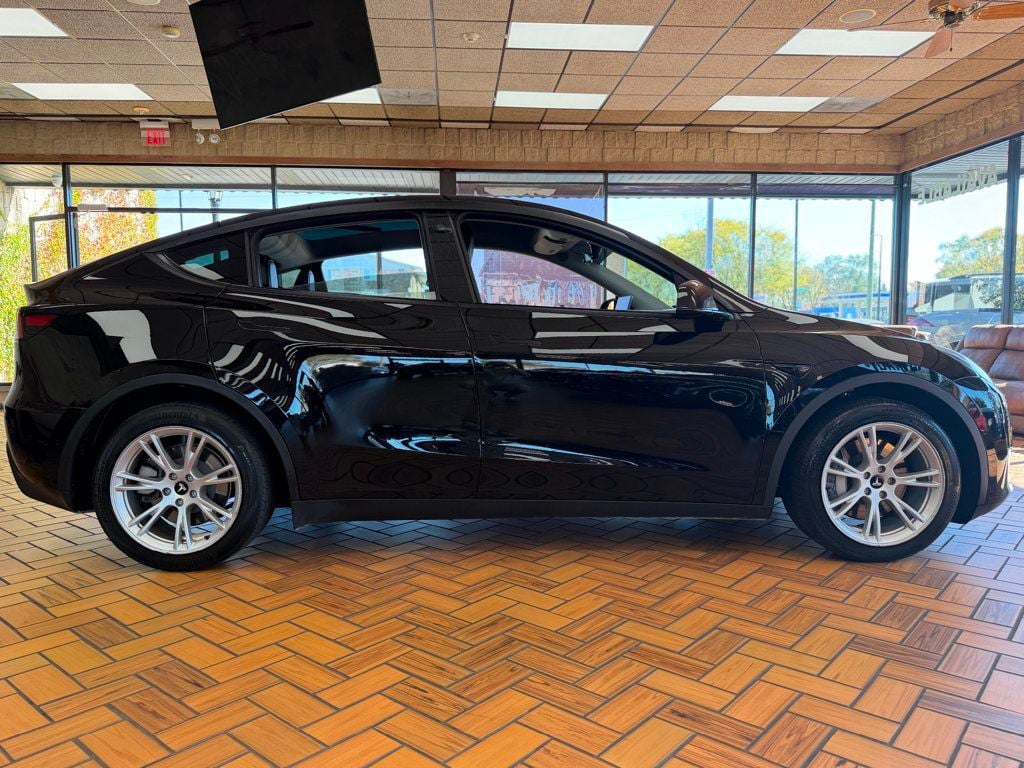 2022 Tesla Model Y Long Range AWD - 23097908 - 7