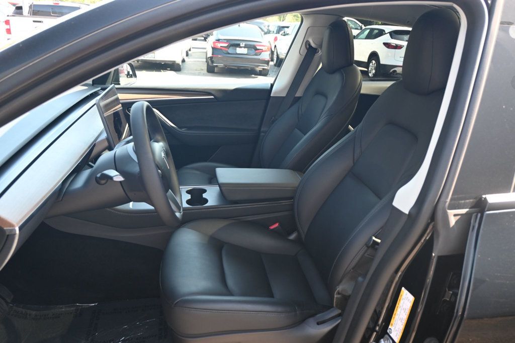 2022 Tesla Model Y Long Range photo 12
